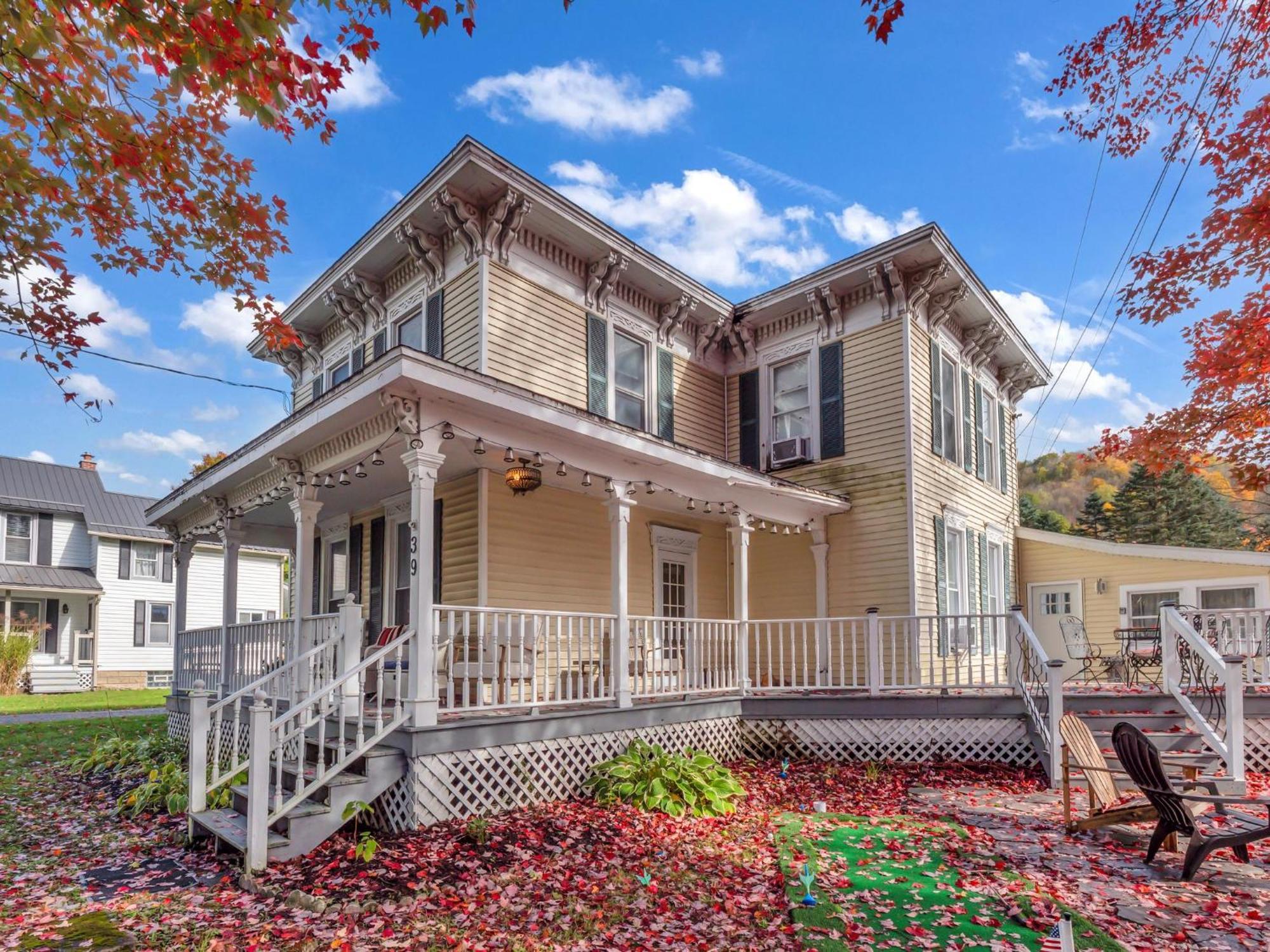 The Kelly House - 4 Bedroom Historic Lodge - Downtown エリコットビル エクステリア 写真